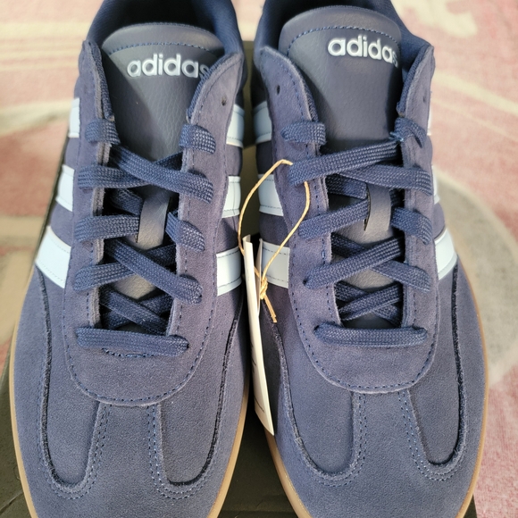 Adidas Men's Blue and White Sneakers